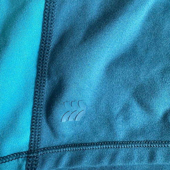 All in Motion Blue Activewear  Performance Sports Top - Picture 3 of 4